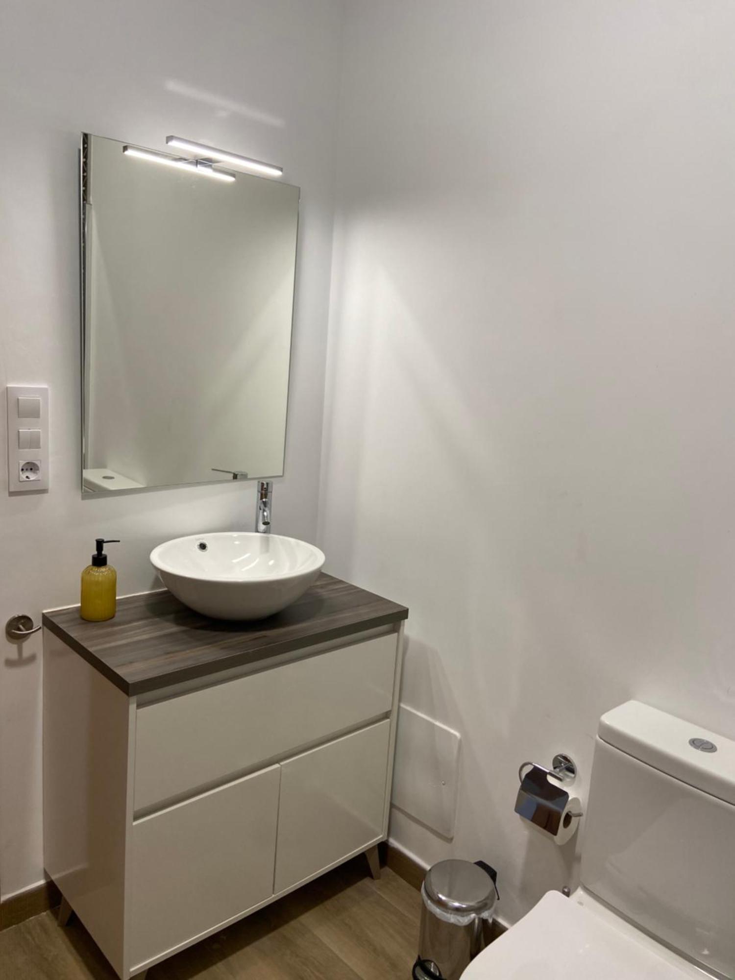 Reginita Apartamentos Arbo Exteriör bild