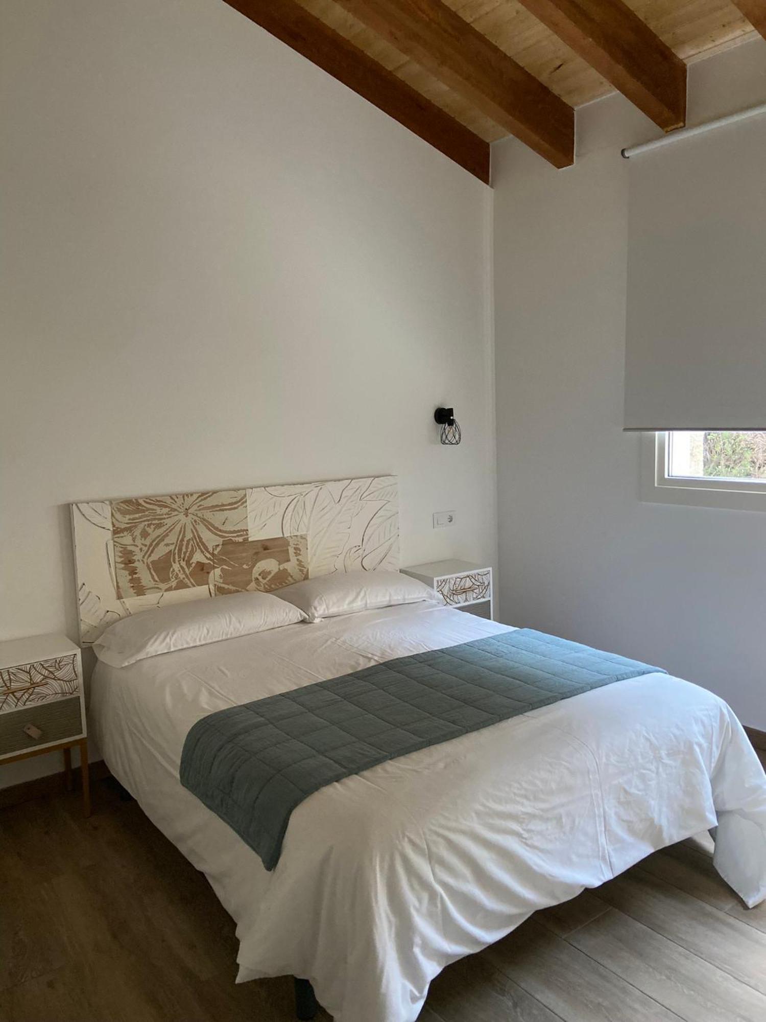 Reginita Apartamentos Arbo Exteriör bild